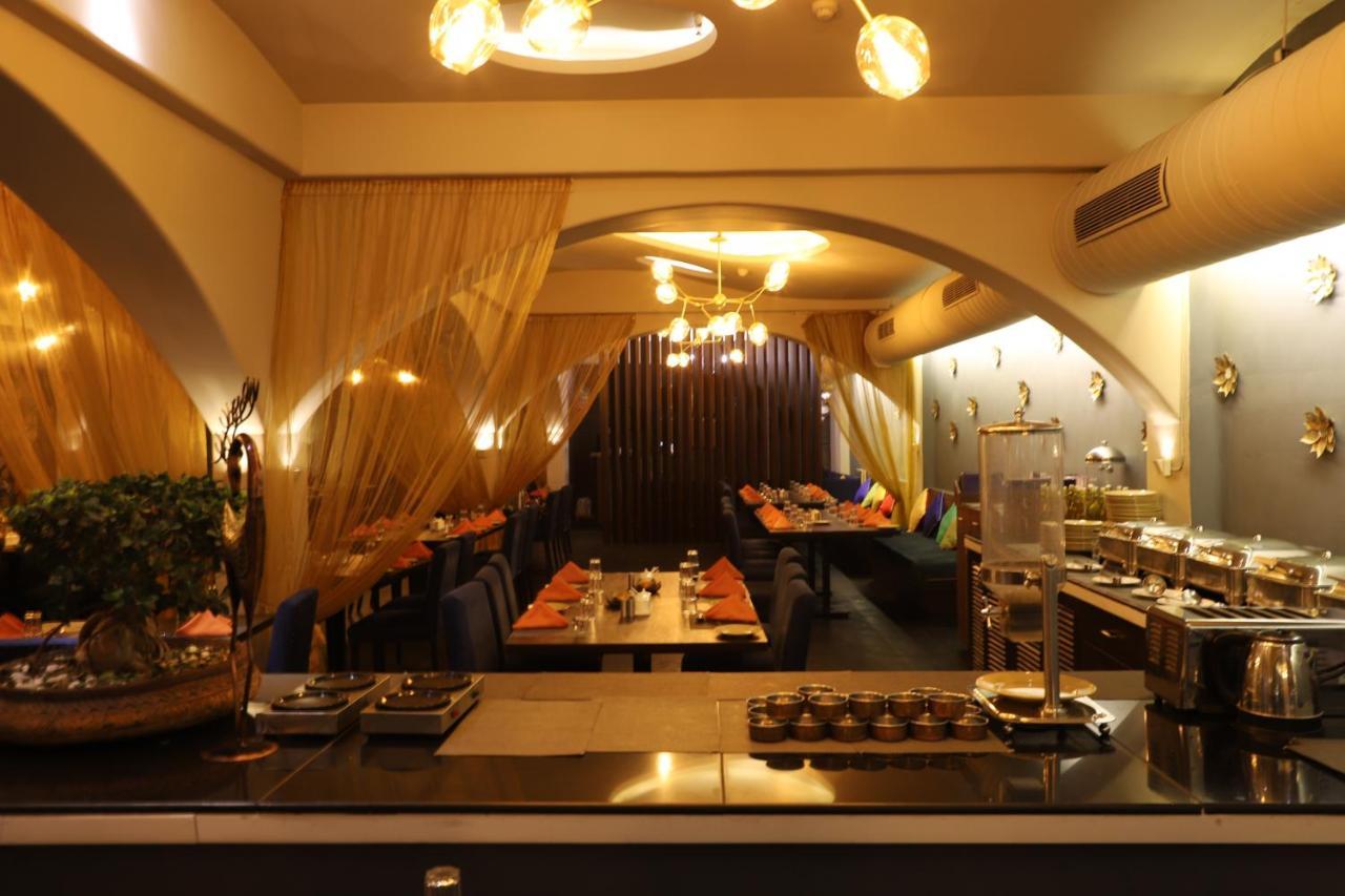 The Purple Leaf Hotels Hyderabad Exteriör bild
